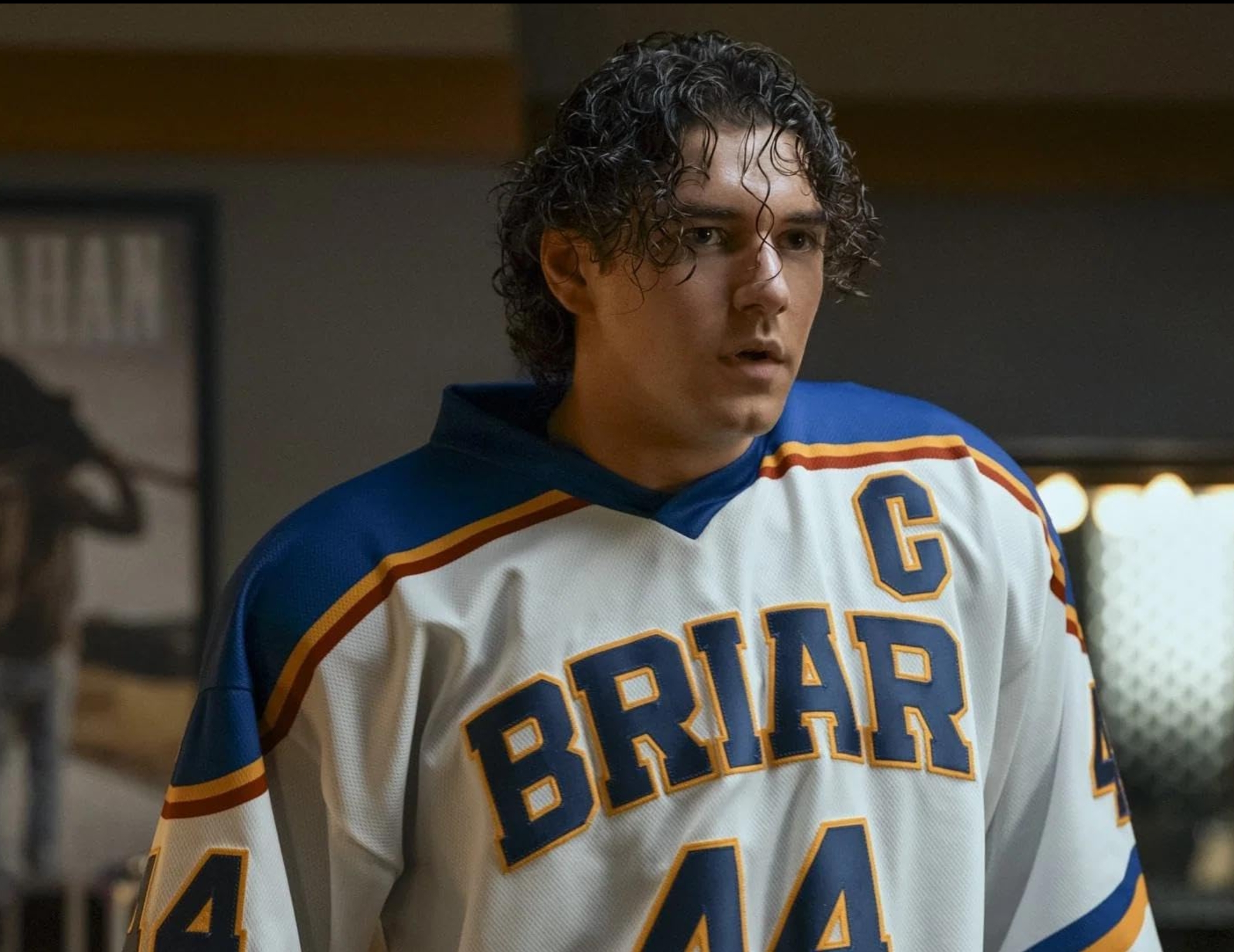 Belmont Cameli dans le rôle de Garrett Graham dans la série Off Campus sur Prime vidéo